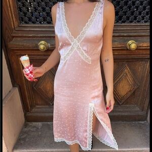 Rumored Lucy Midi Dress Blush Heart Print Lace Satin Medium New with Tag